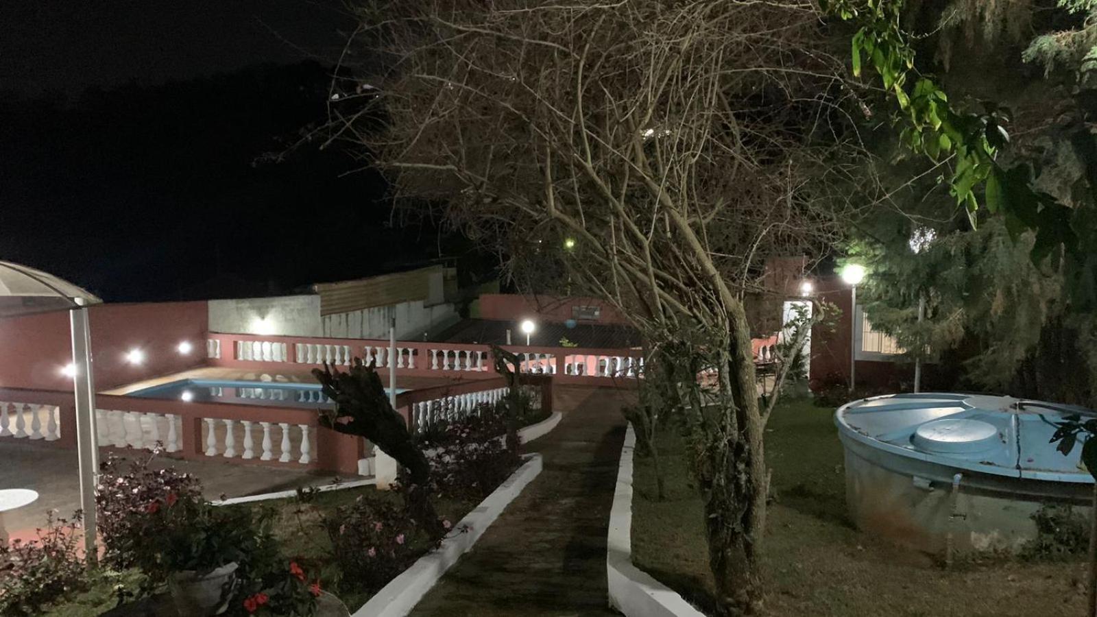Linda Chacara Com Piscina Churrasqueira E Wi-Fi Mairinque Buitenkant foto